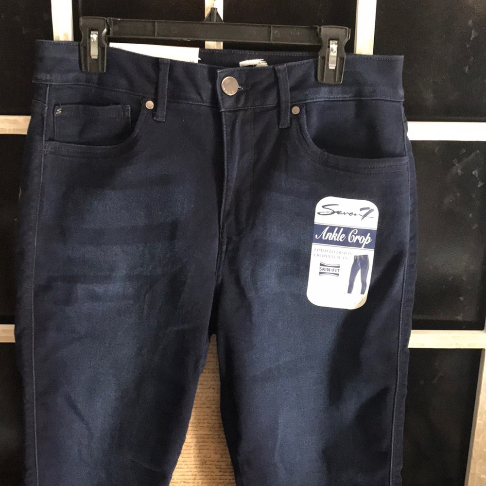 Seven7 Ankle Crop, soft denim.